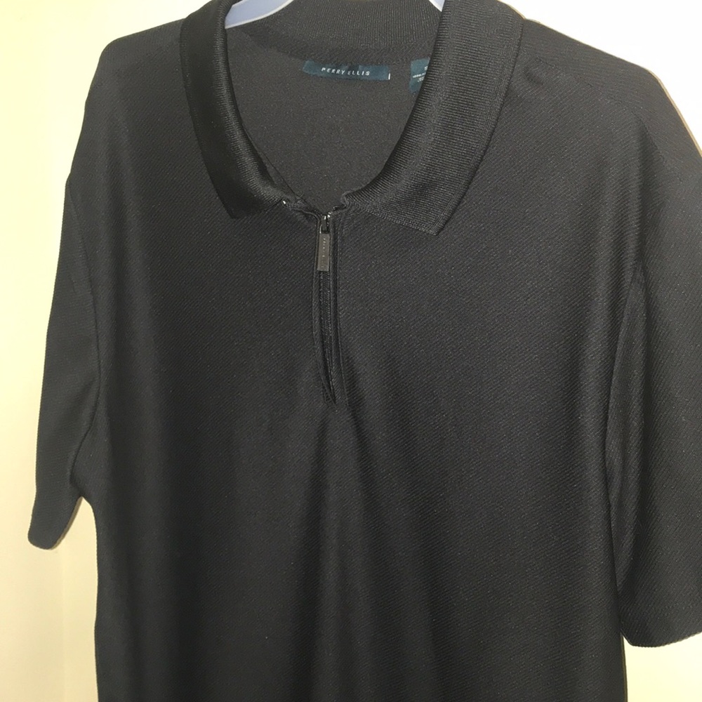Men’s perry Ellis shirt